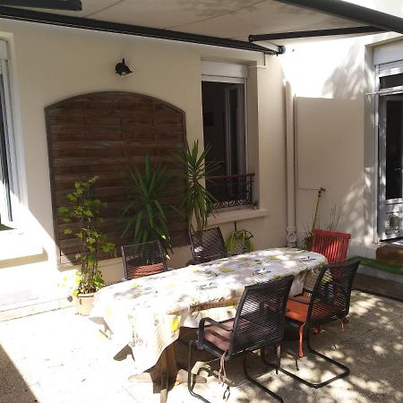 Cosy Rare 2 Bedroom Apartment Around A Private Garden Neuilly-sur-Seine Exteriér fotografie